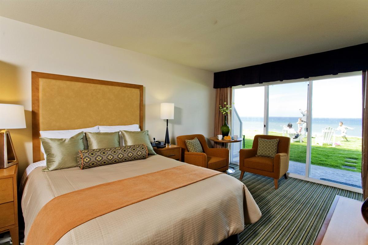 The Coho's Oceanfront Kids' Suites
