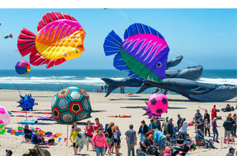 explore lincoln city kite flying